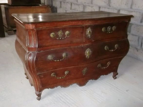 expertise estimation vente meubles anciens valuation auction antiques